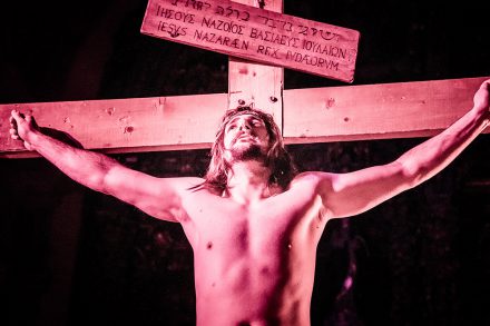 Sus Palabras en la Cruz